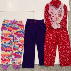 GURLS SIZE 6. Bundle 2 pairs fleece pants and 1 pair flannel elf on the shelf pj